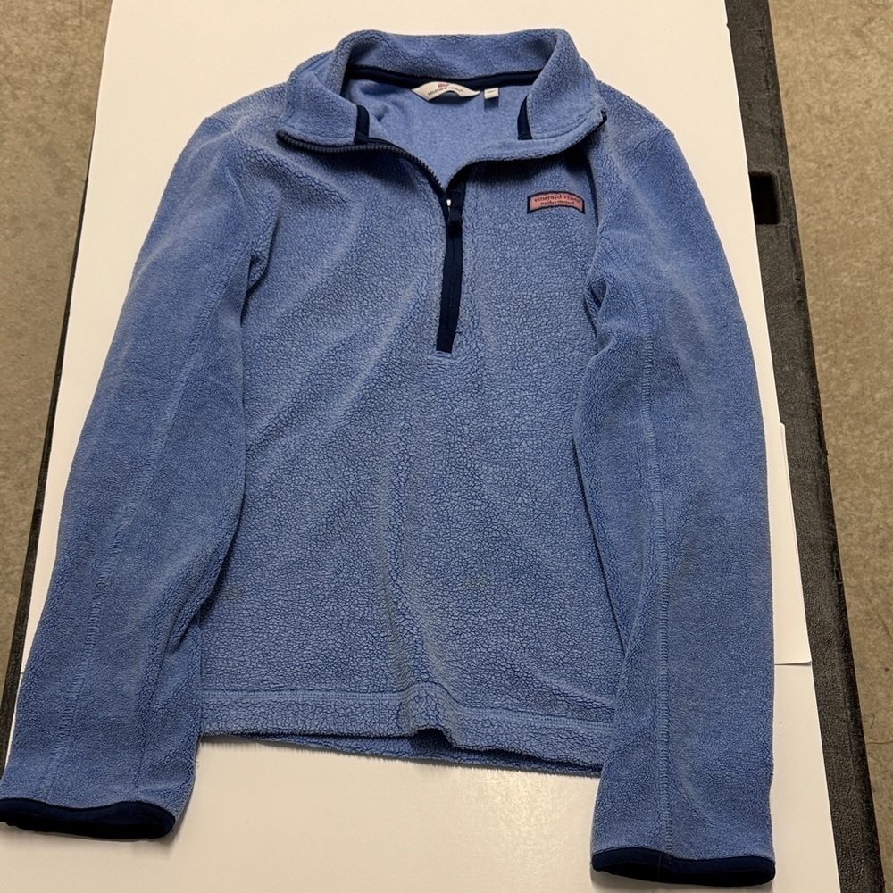 Women’s Vineyard Vines quarter zip jacket size medium (34)